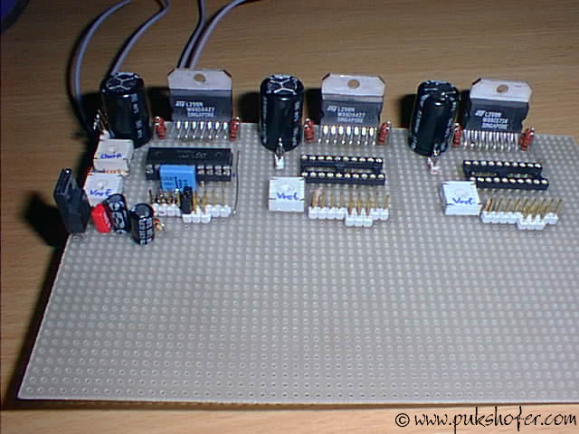 Elek_oben.jpg (46650 bytes)