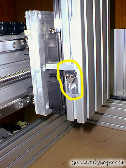 Z-Endschalter.jpg (55389 bytes)